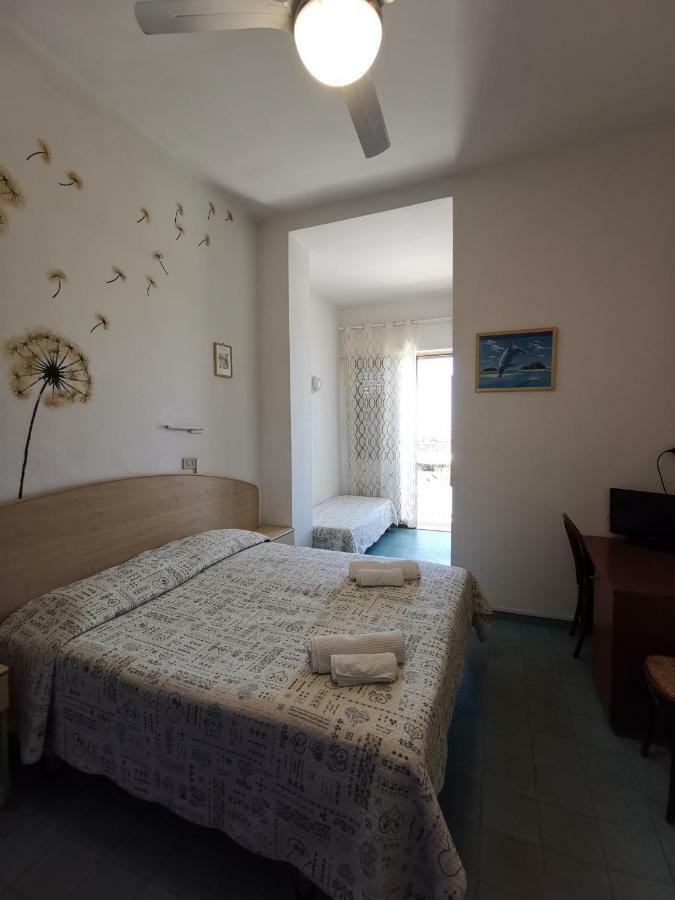 Hotel Milani Lido di Camaiore Buitenkant foto